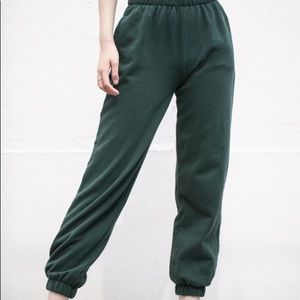 Brandy Melville Rosa sweatpants